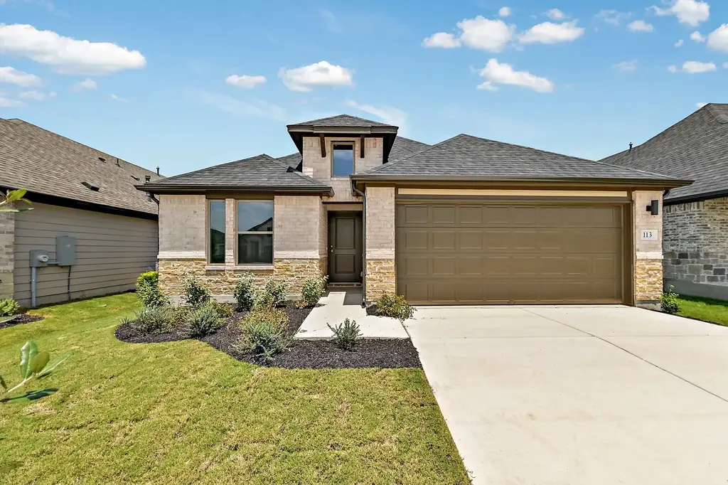 113 Malibu, Hutto