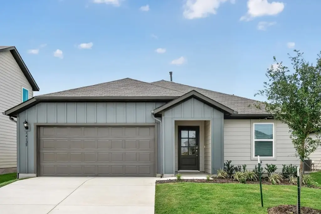 14129 Axel Johanson Drive, Del Valle