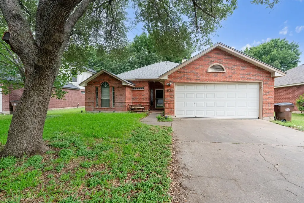 2306 Raintree Path, Round Rock