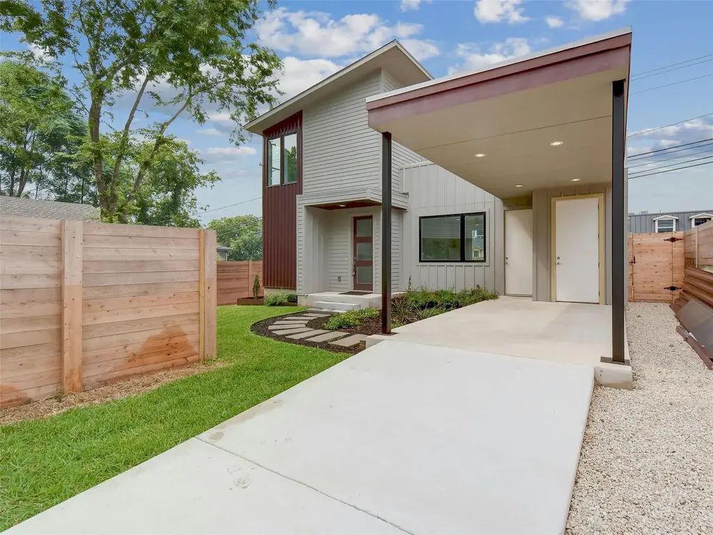 313 Blackson Avenue B, Austin