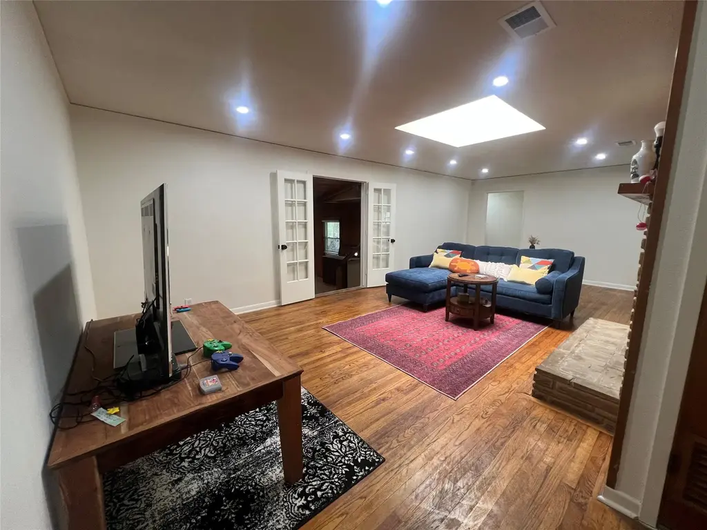 1003 W Bluebonnet Drive, San Marcos