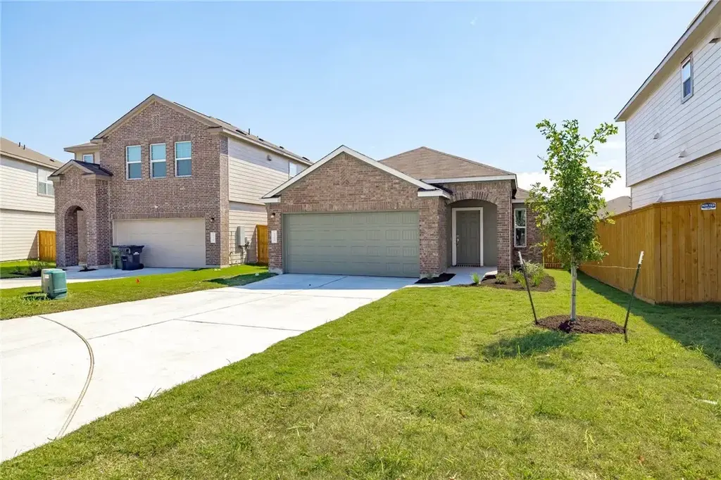 132 Josey Wales Drive, Jarrell
