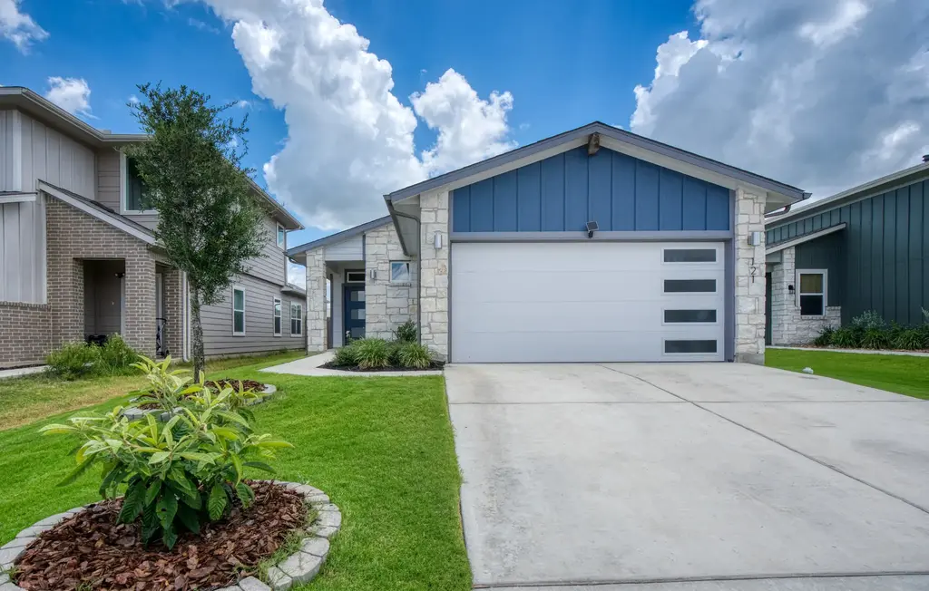 121 New Hampton Way, San Marcos