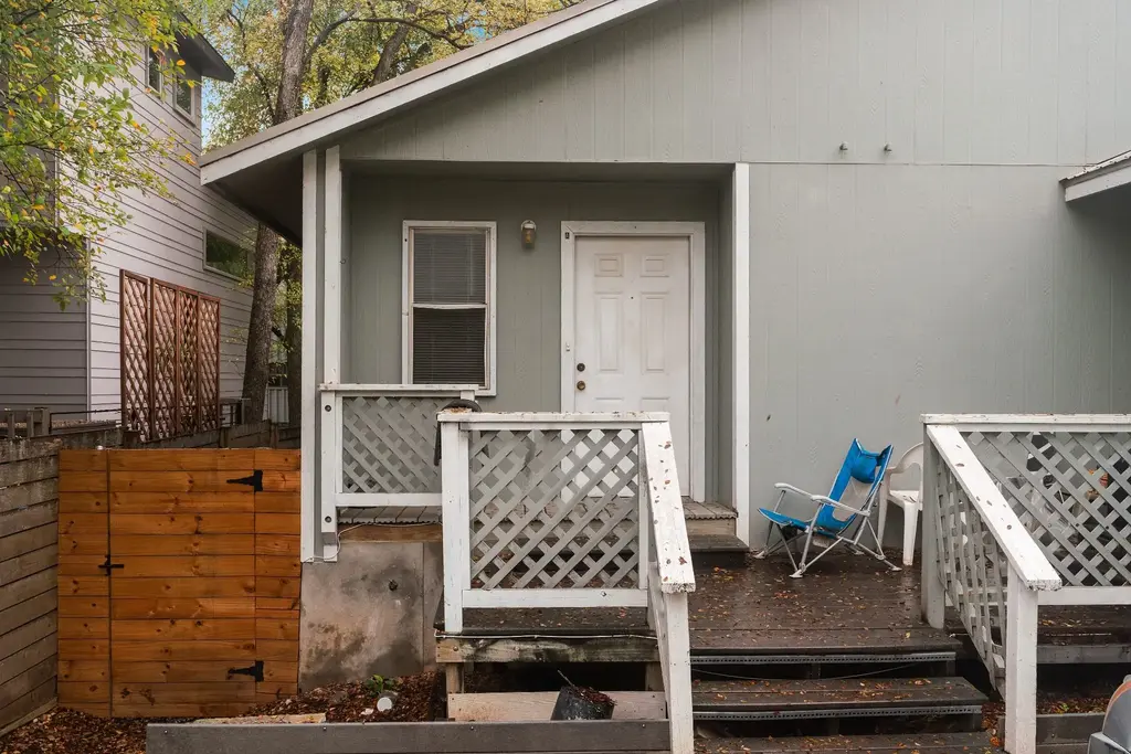 1304 Delano A, Austin