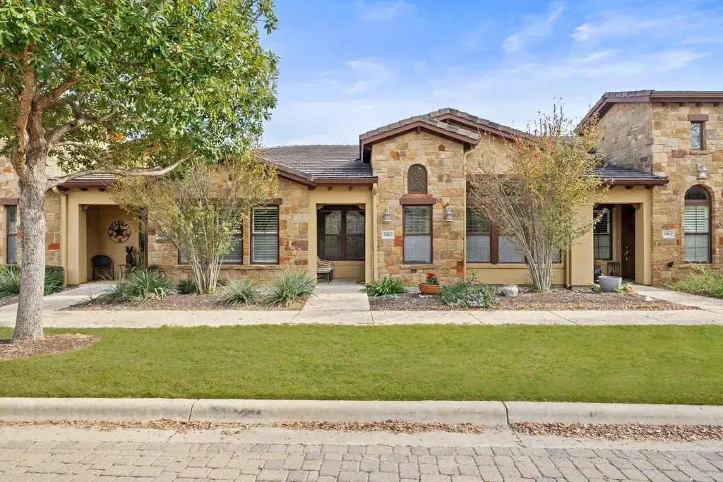 108 Rivalto Circle 2, Lakeway