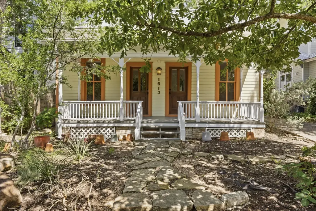 1613 Drake Avenue, Austin