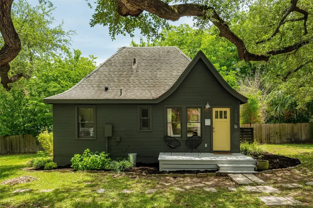 1503 Drake Avenue B, Austin