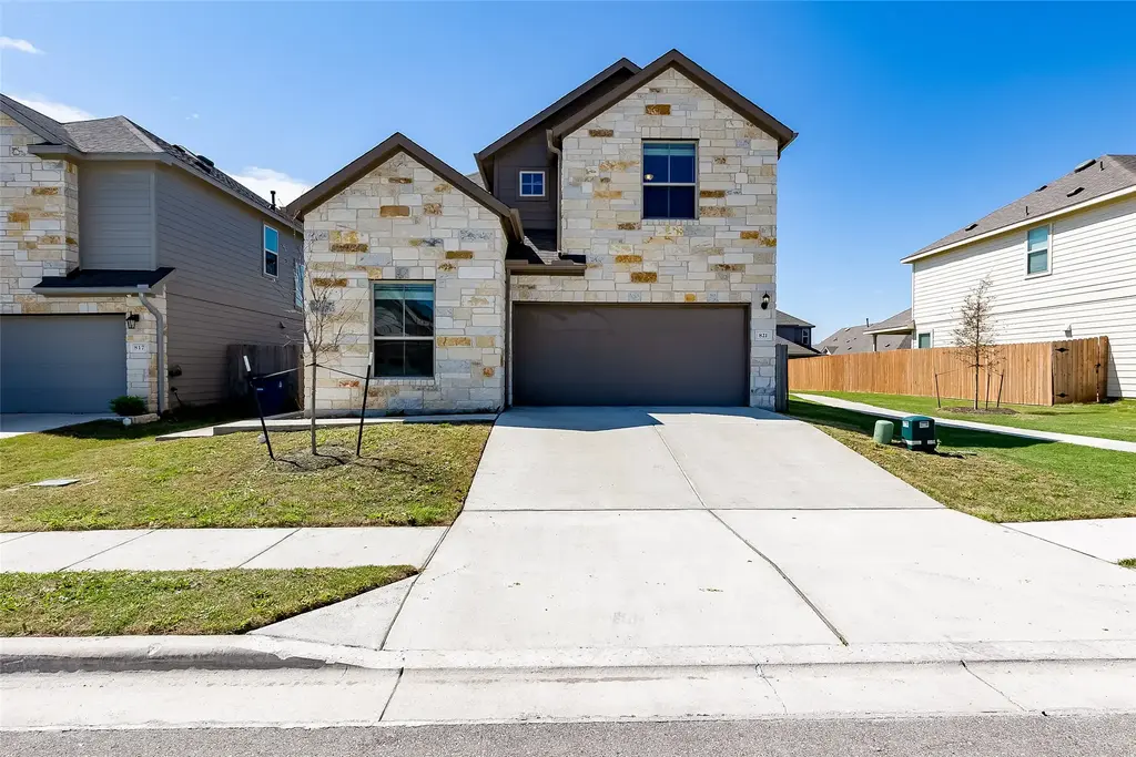 821 Falkland Trace, Pflugerville