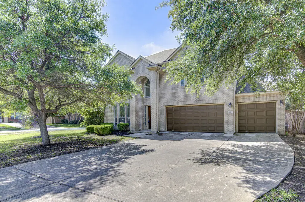 903 Fork Ridge Path, Round Rock