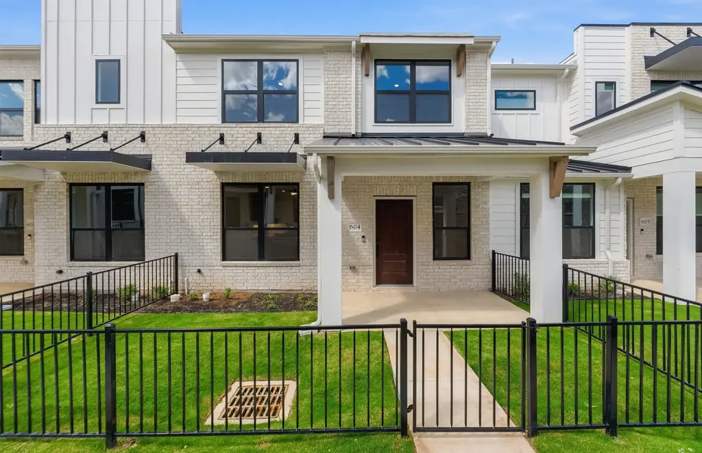 1280 E Main Street 604, Round Rock