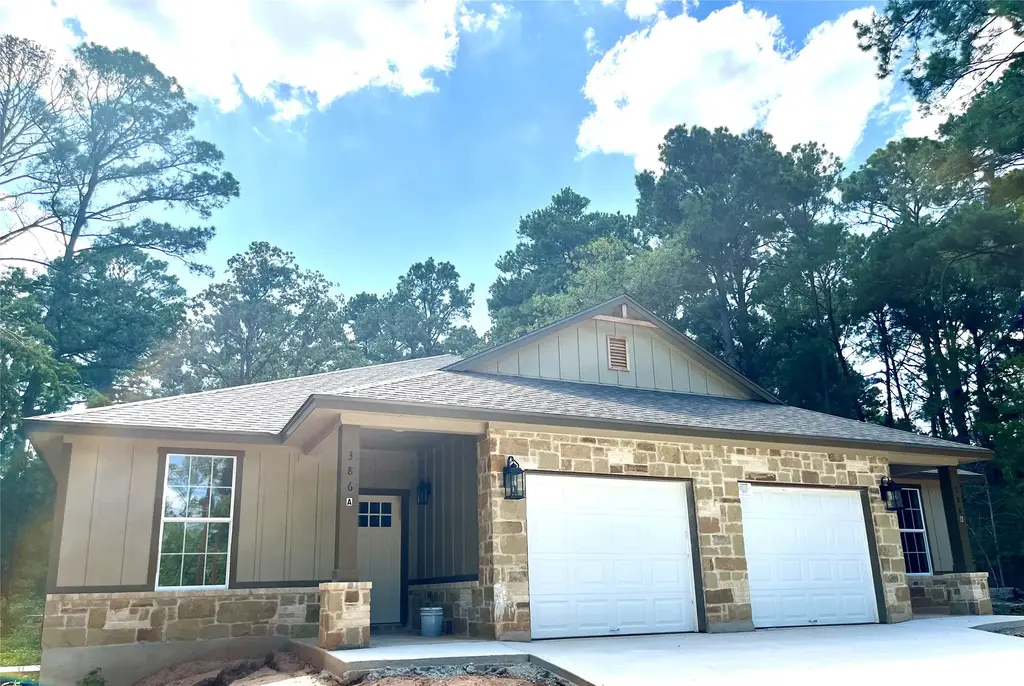 386 B Tahitian Drive, Bastrop