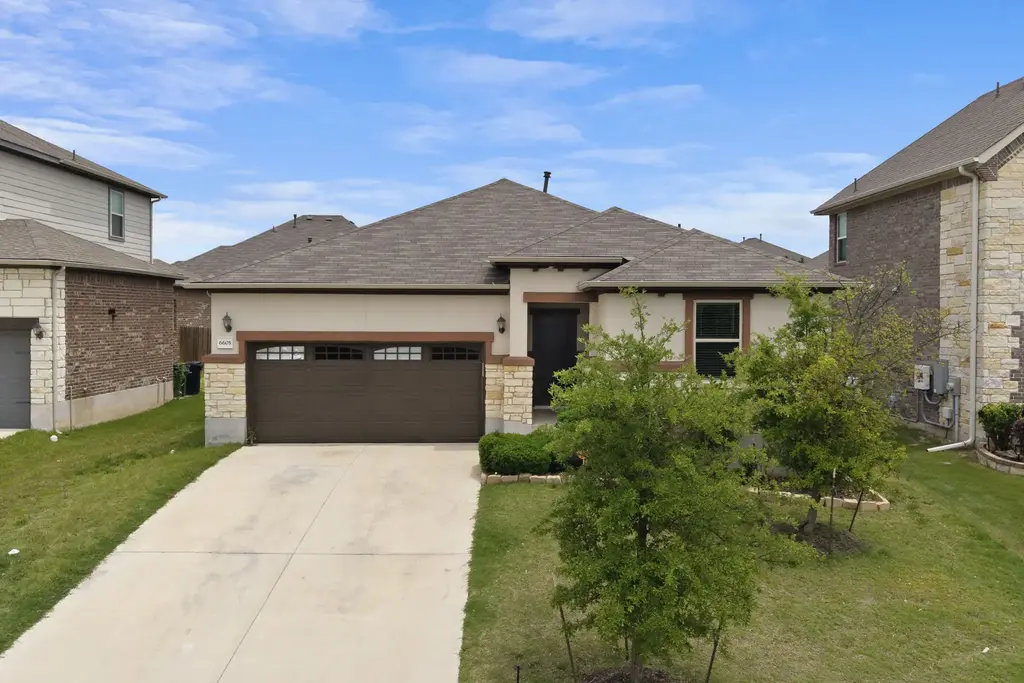 6605 Verona Place, Round Rock