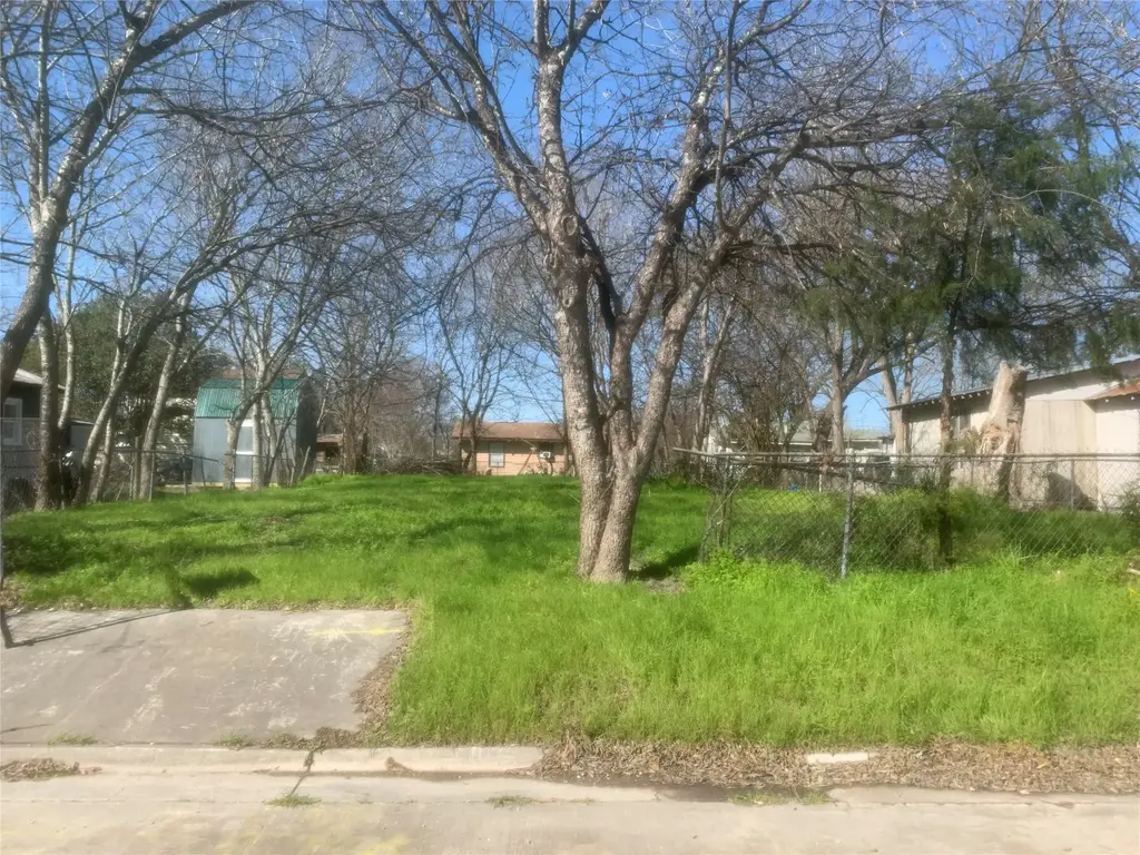 1622 Starcke Street, Seguin