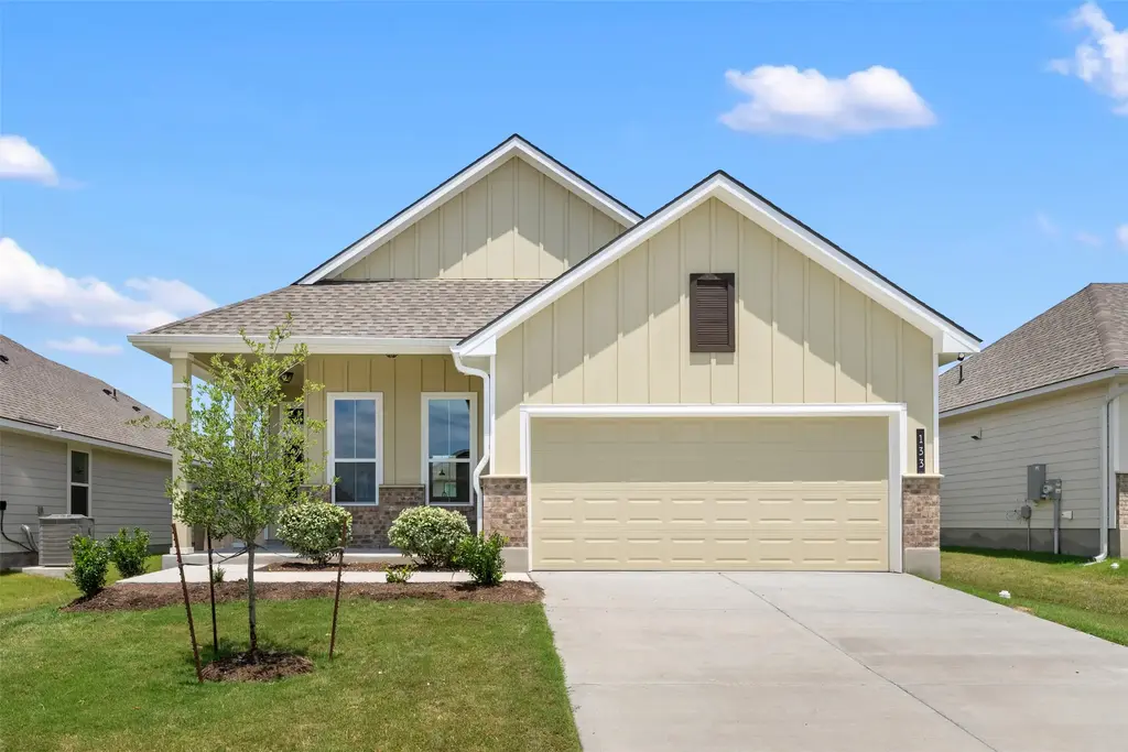 133 Walk Way Drive, Jarrell