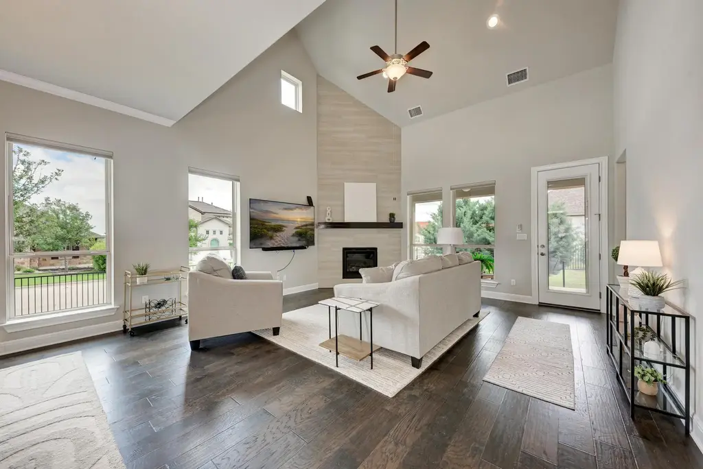 4100 Belisario Court, Leander