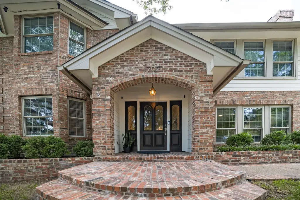 1702 Crested Butte Drive, Austin