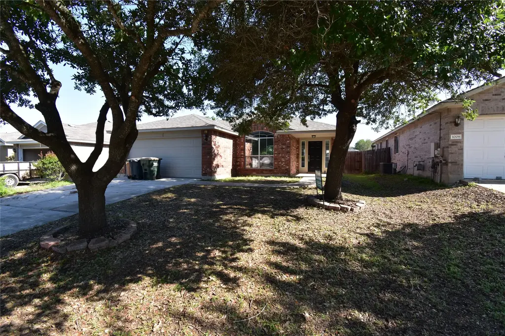 1004 Grey Castle Drive, Pflugerville