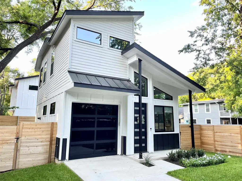 2009 Canterbury Street 2, Austin