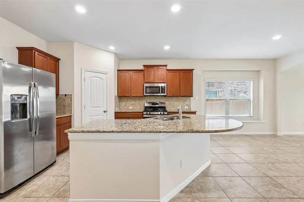 328 Shale Circle, Buda