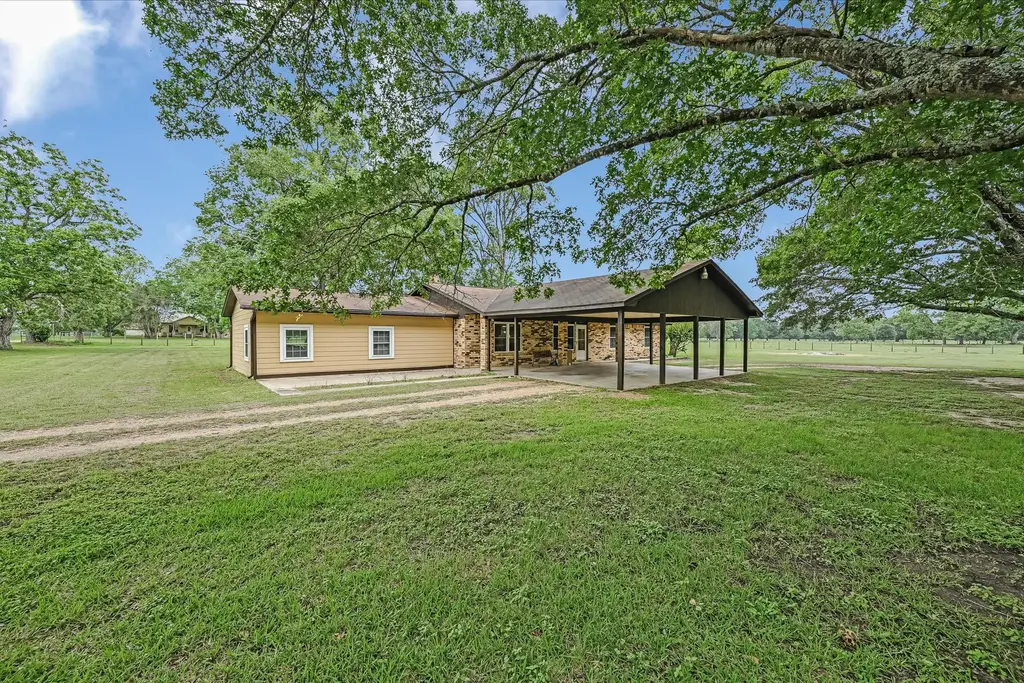 835 Jones Street, Smithville