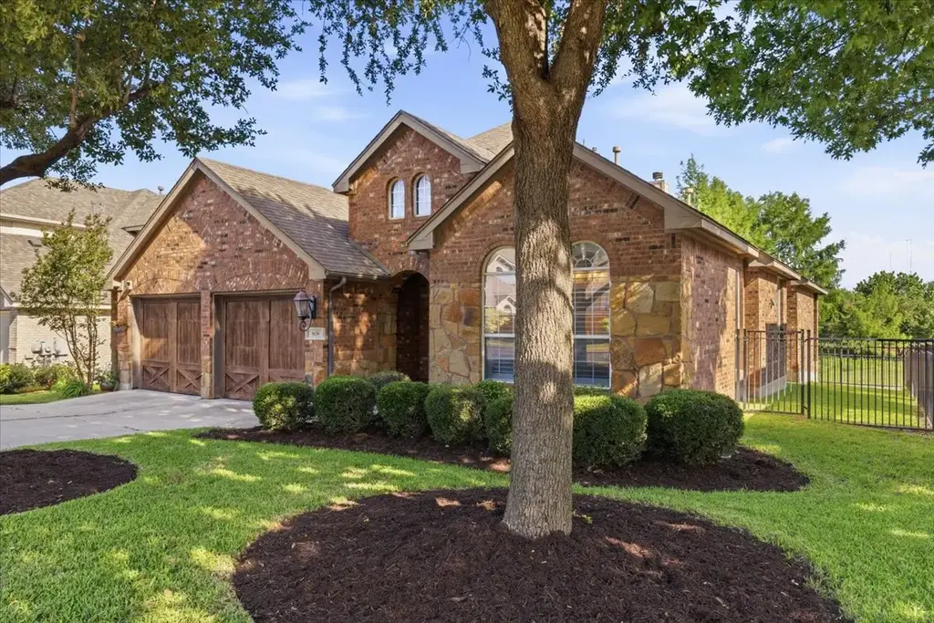 808 Bent Wood Place, Round Rock