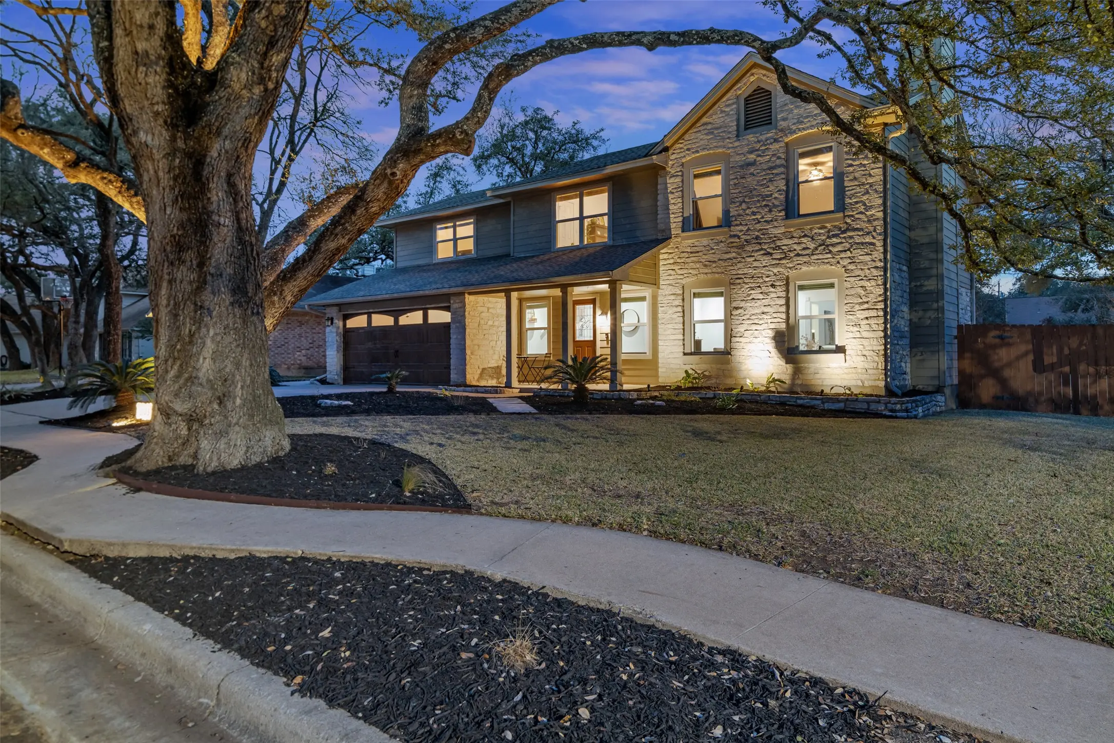 Photo of Listing #4325741