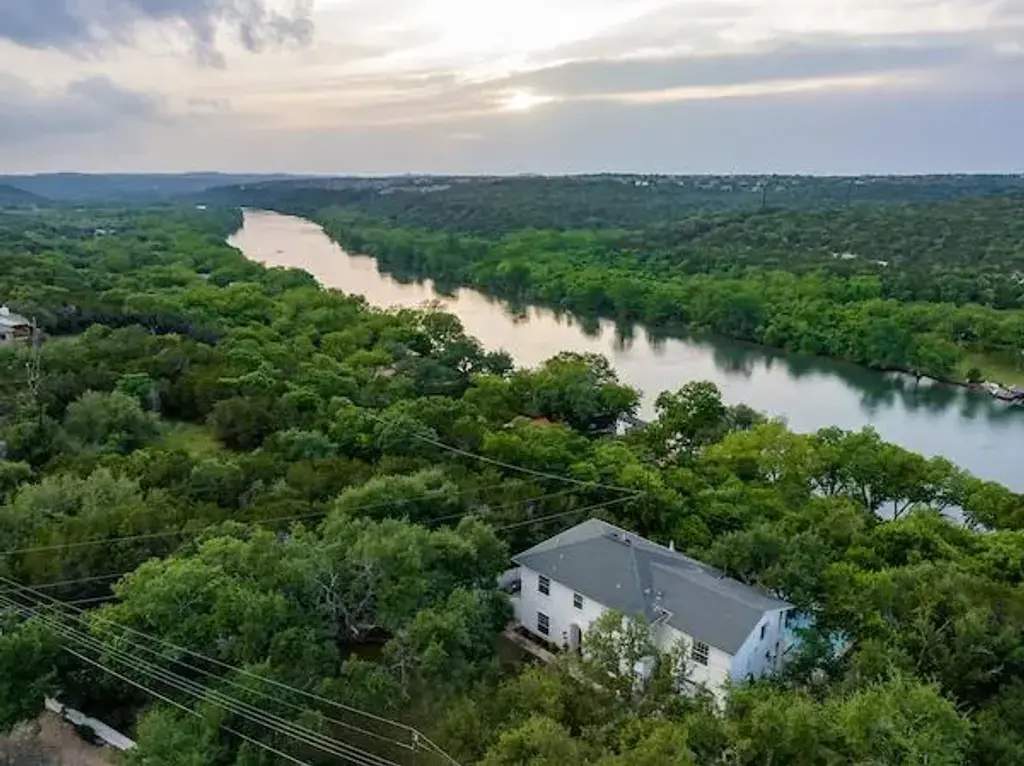 1604 Cliffwood Drive, Austin