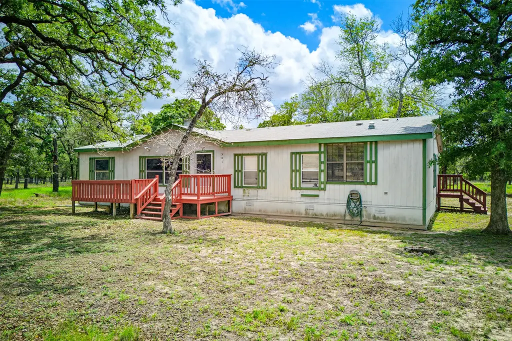 501 Turkey Tree Trail, Seguin