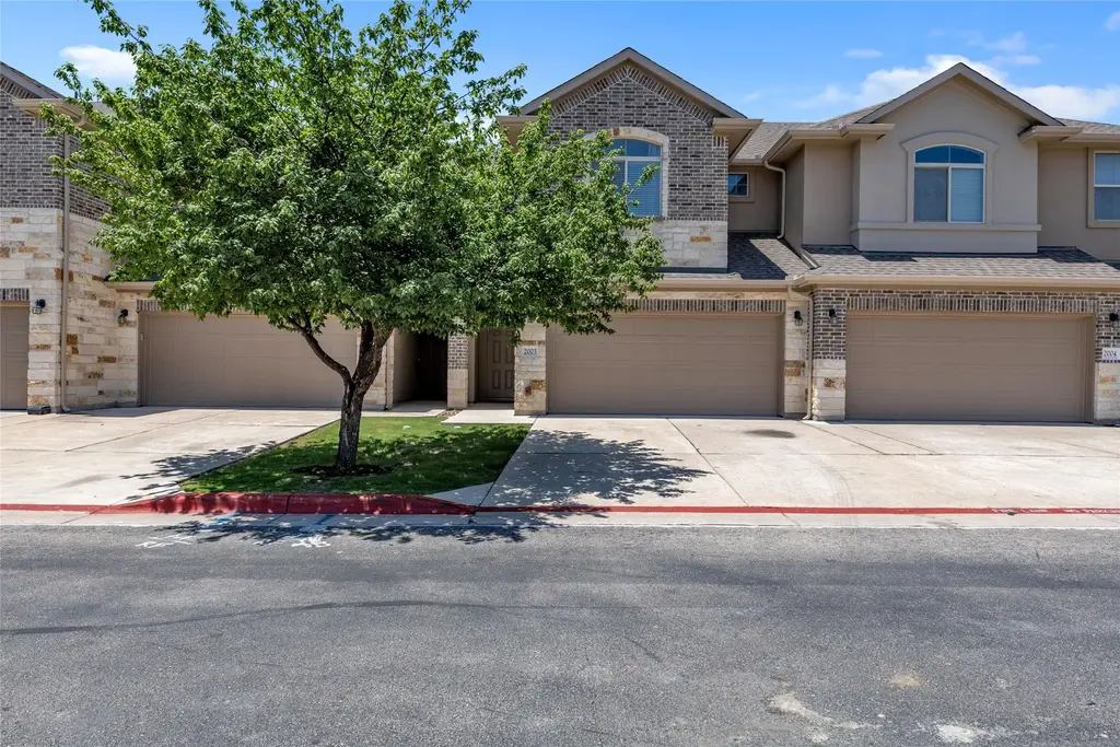 2880 Donnell Drive 2003, Round Rock