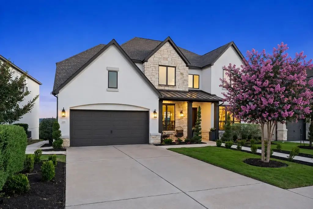1221 Siena Sunset Road, Leander