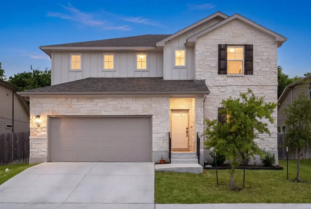 105 Greenspire Downs Drive, Hutto