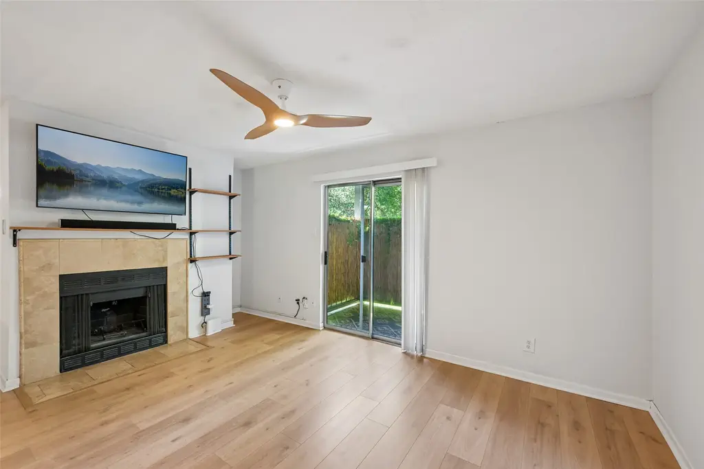 3204 Menchaca Road 115, Austin