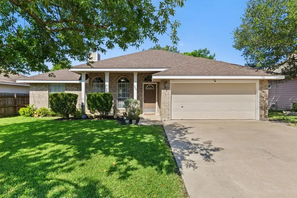 306 Lydia Lane, Thrall