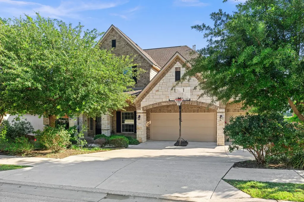 Photo of Listing #7894213