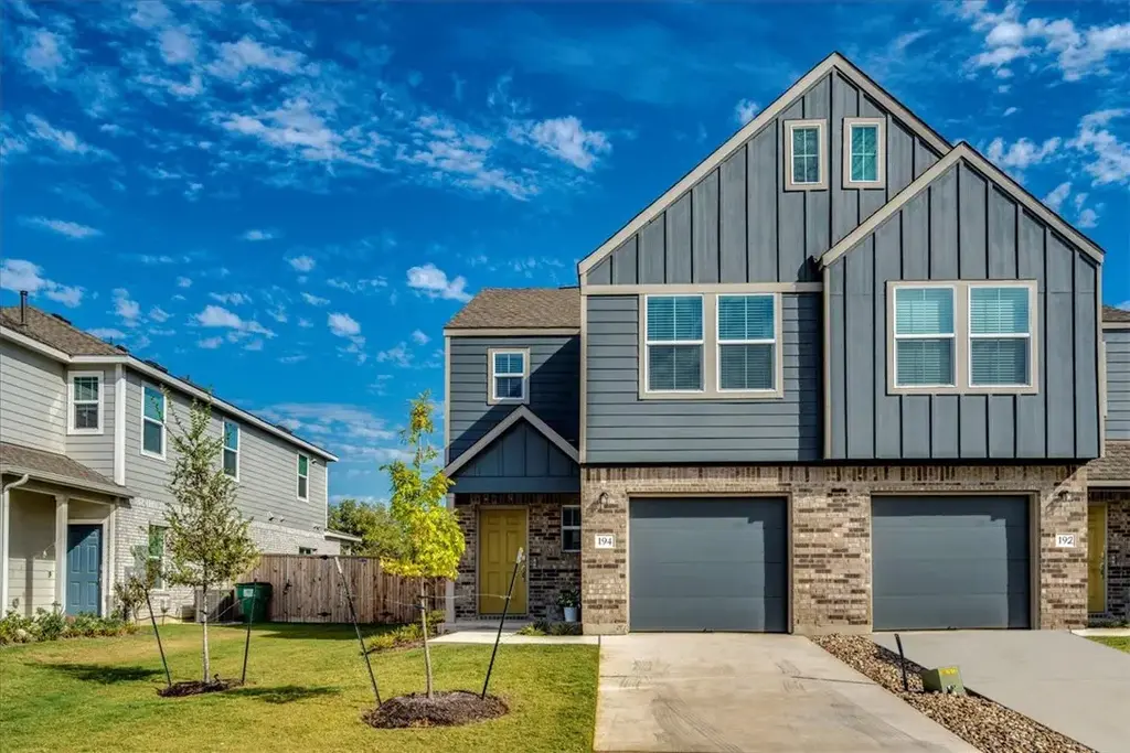 194 George Neggan Lane, Bastrop