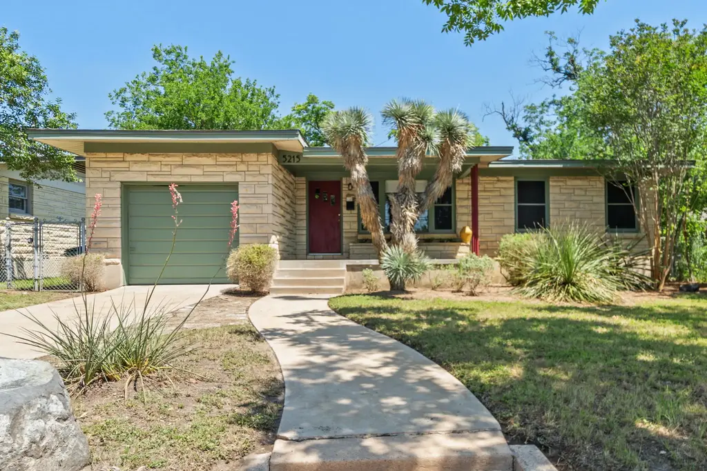5215 Woodrow Avenue, Austin