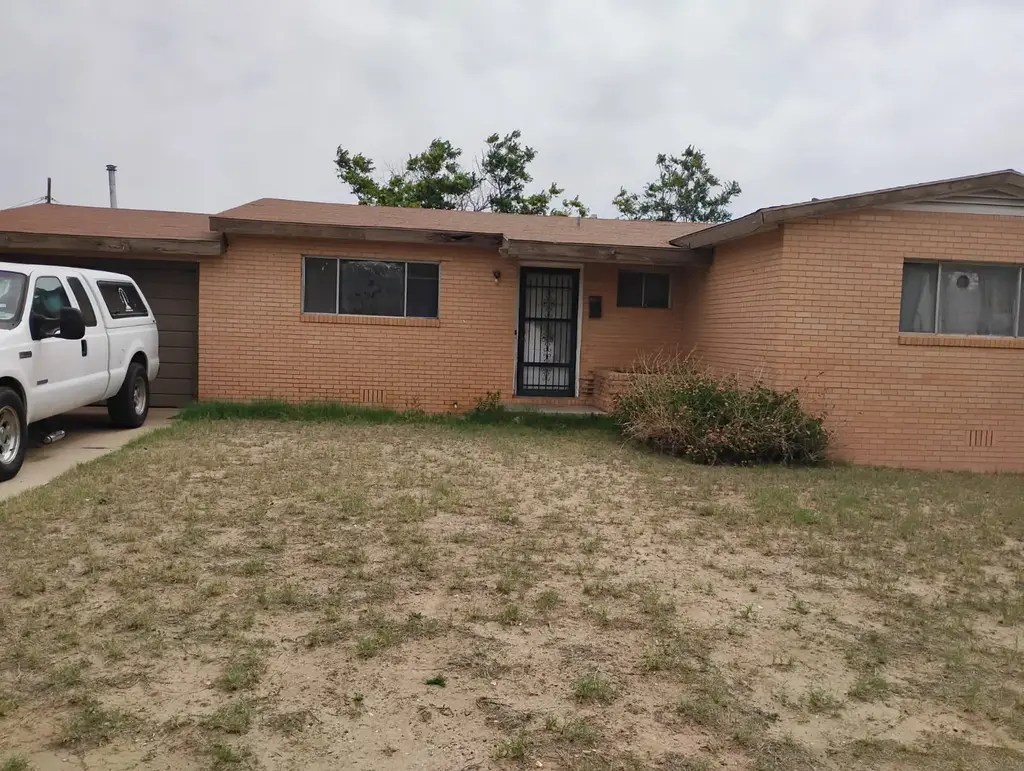1003 Pine Avenue, Odessa