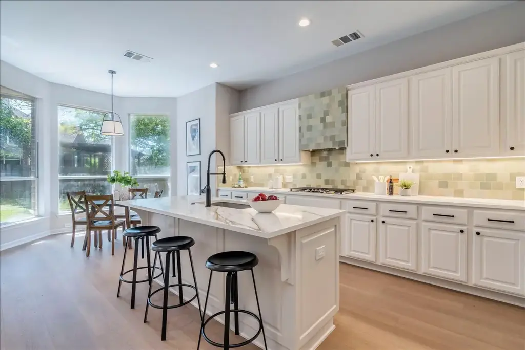 1109 Hillridge Drive, Round Rock