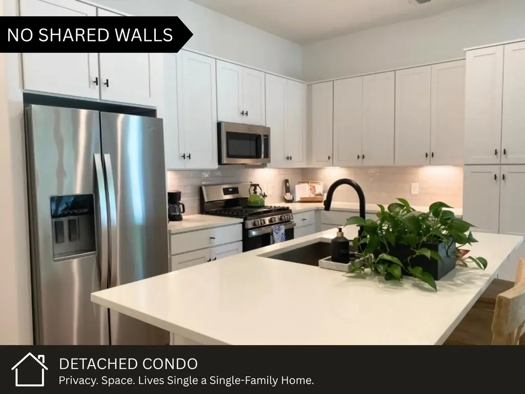 3809 Valley View Road 12, Austin