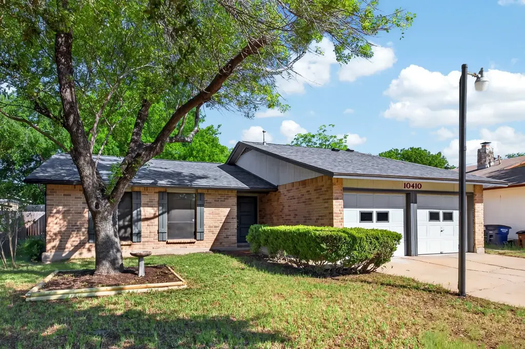 10410 Macmora Road, Austin
