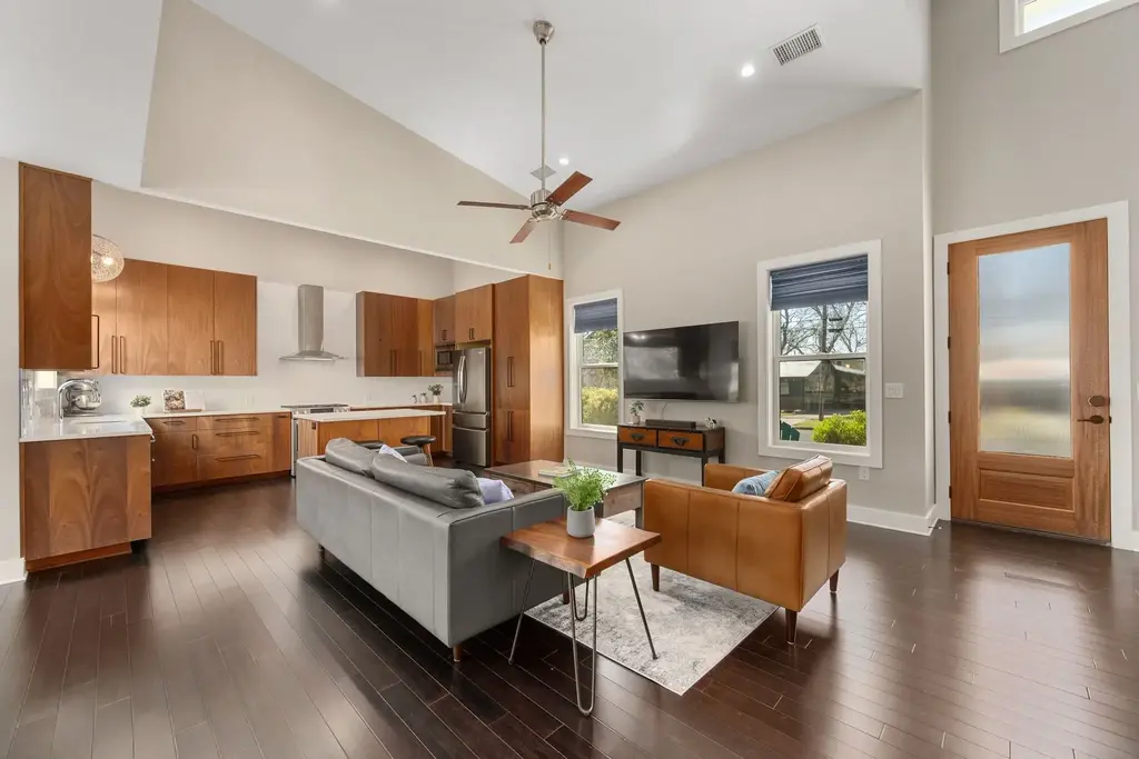 1500 Madison Avenue A, Austin