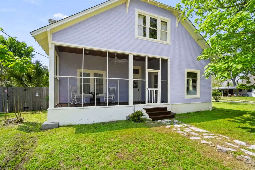 901 Kimbro Street, Taylor