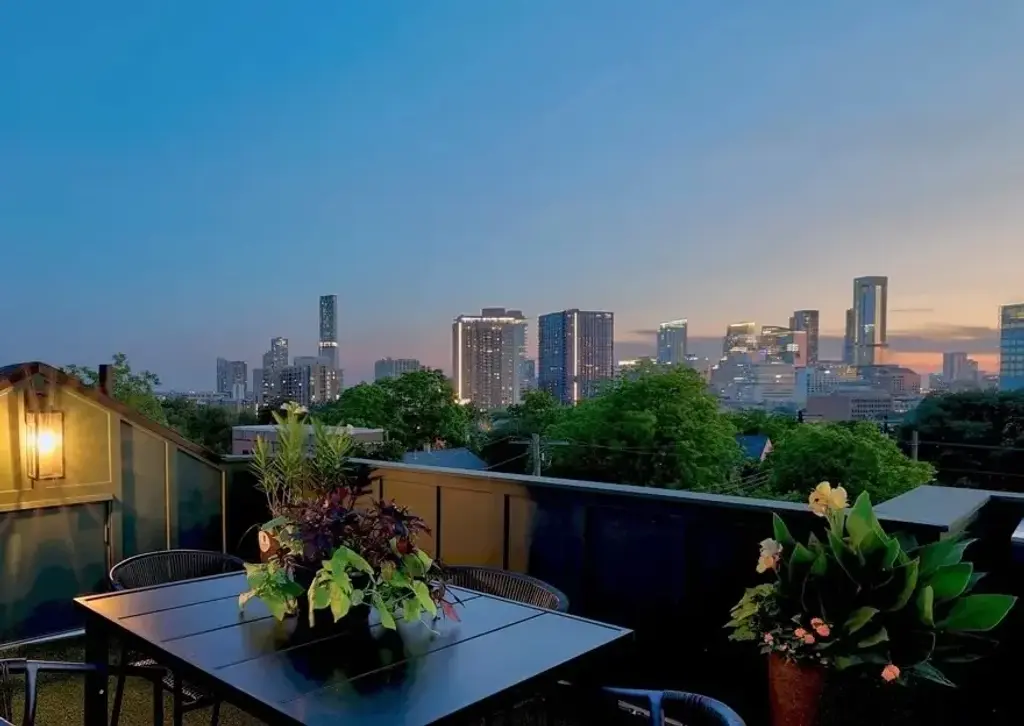 1007 E 15th Street 2, Austin