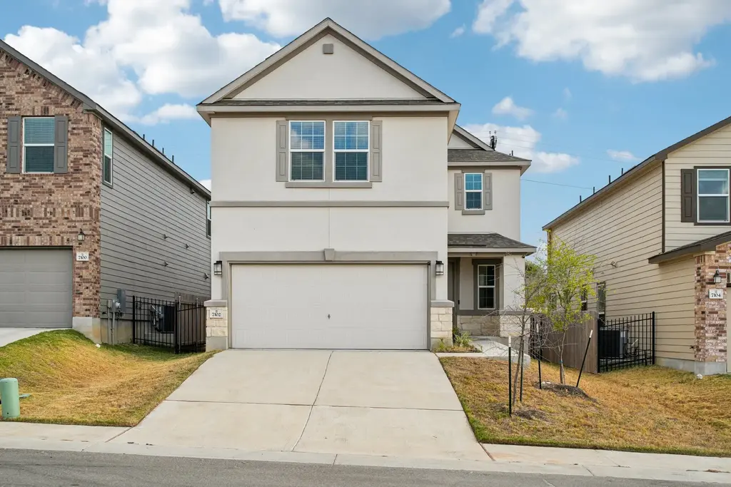 7102 Summer Tanager Drive 16, Austin