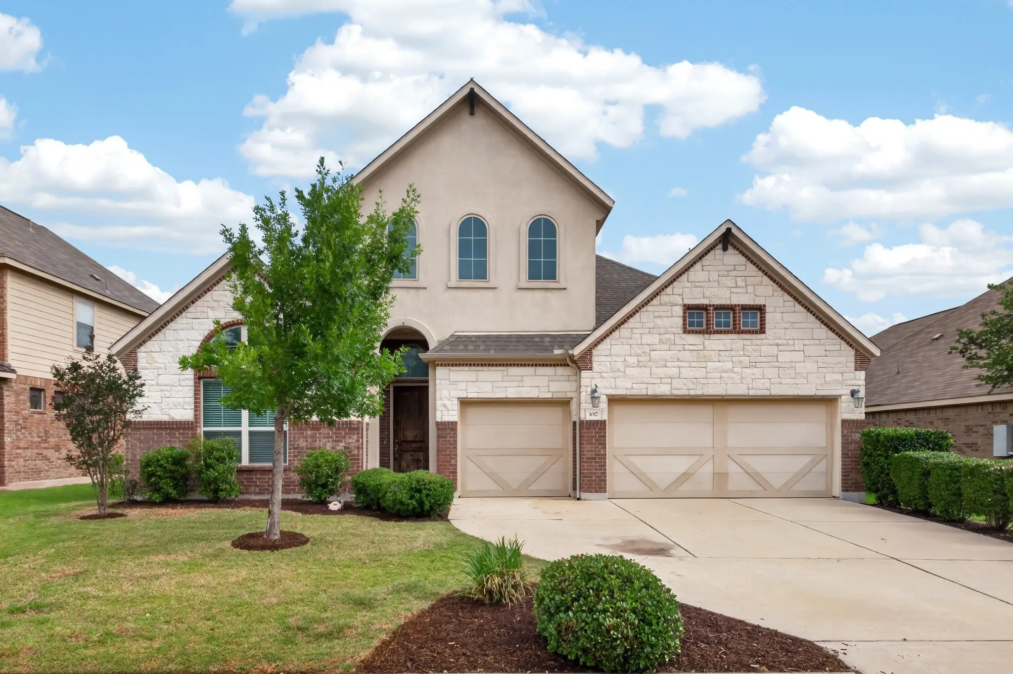 Photo of Listing #3625919