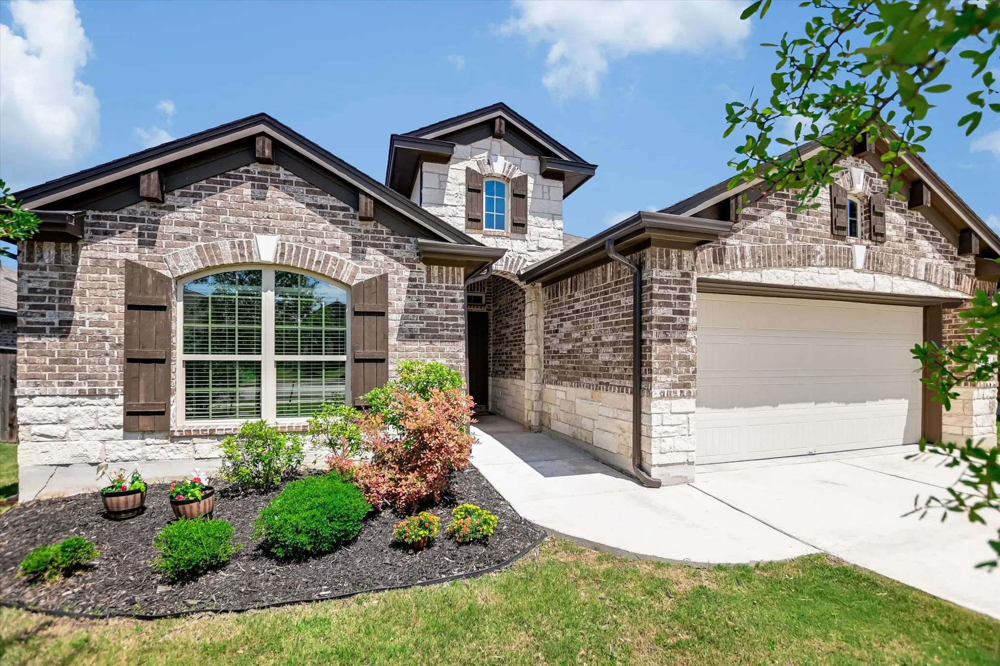 Photo of Listing #1080662