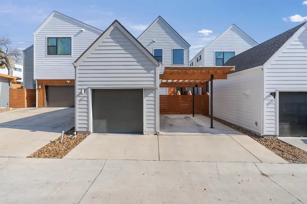 4020 Airport Boulevard 7, Austin