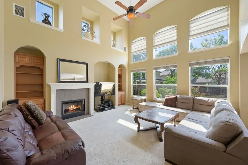 707 House Wren Loop, Pflugerville