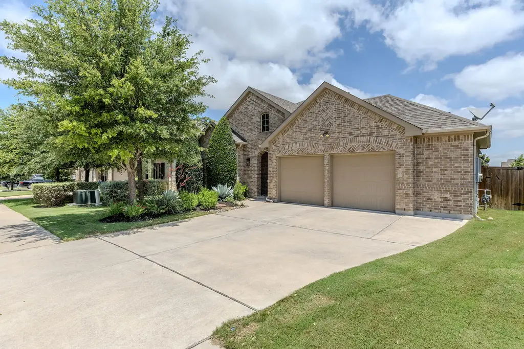 2929 Consuelo Way, Round Rock