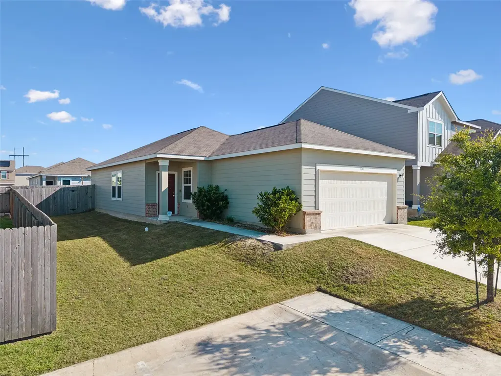 124 Peony Lane, Jarrell